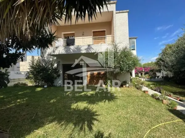 villa s+5 boumhal bel-Air